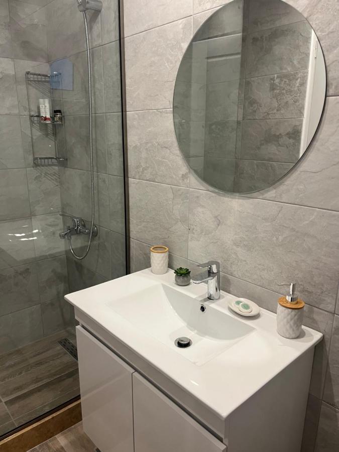 Aceno Appartement *